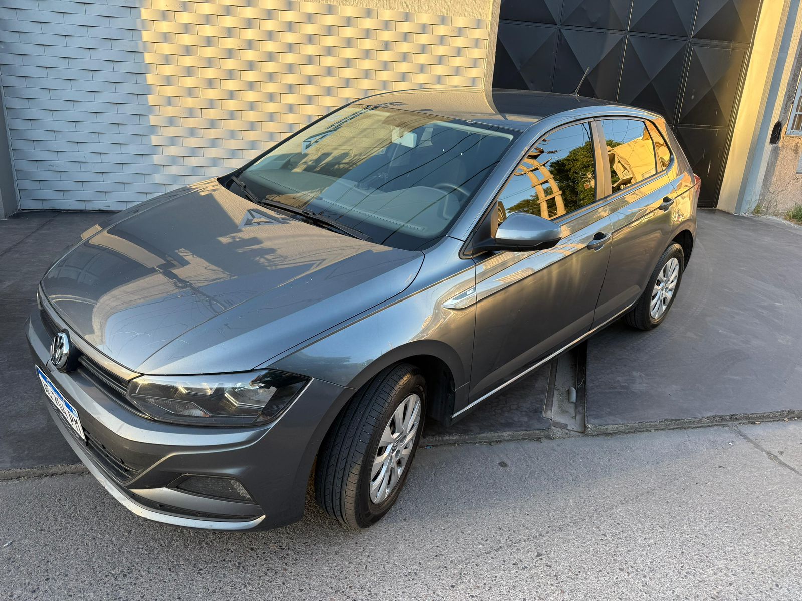 volkswagen  polo
